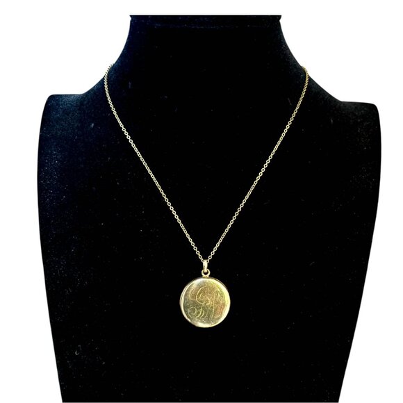 Vintage Bates and Bacon Gold Fill Locket Necklace Engraved Monogram GN Initials - Picture 2 of 10